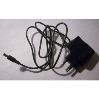 Ladegert, Batterielader,Batterieladegert, 12V, Netzteil, Steckernetzteil, 0,1A